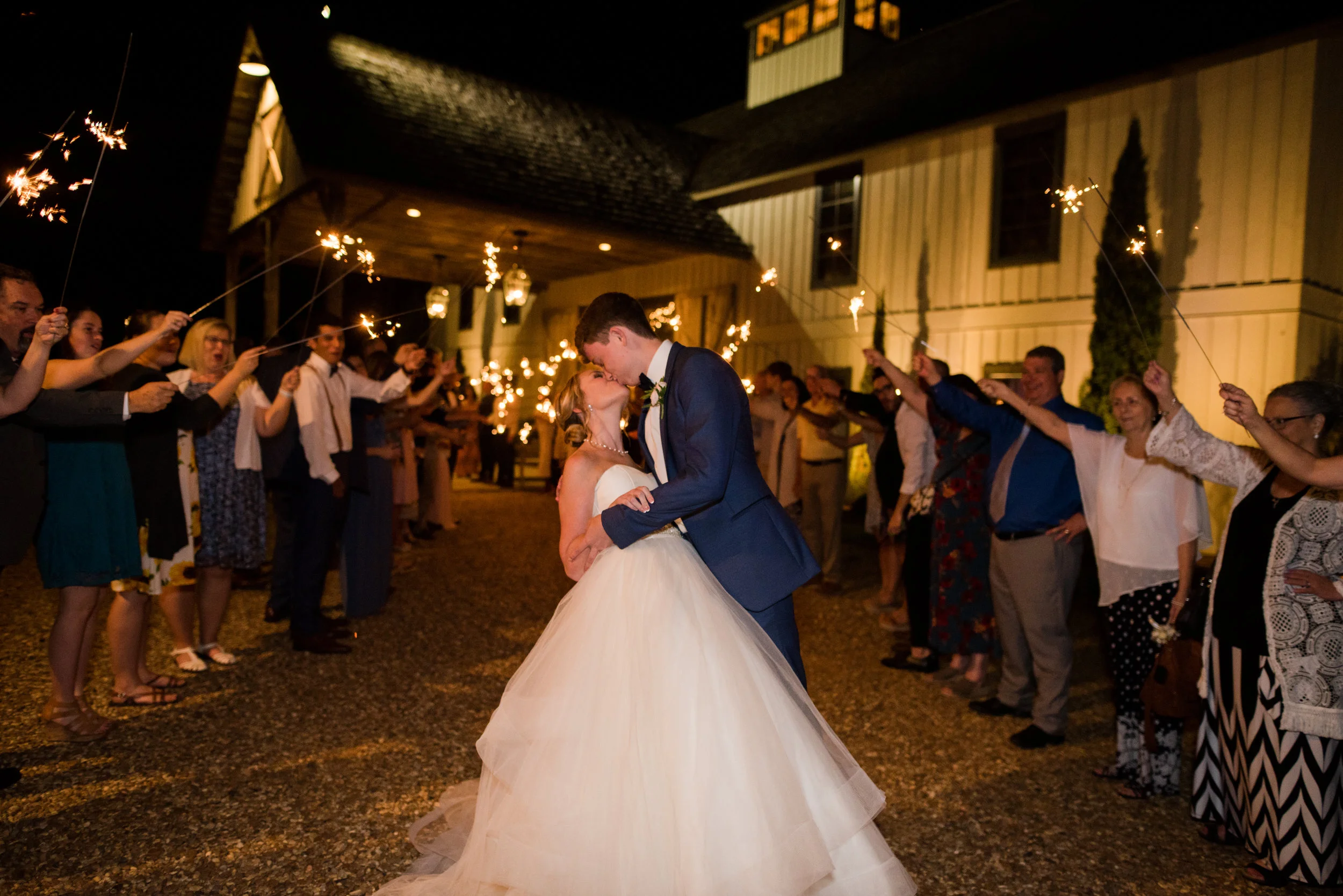 The Barn at Bridlewood Hattiesburg, Mississippi June Wedding | Allicyn